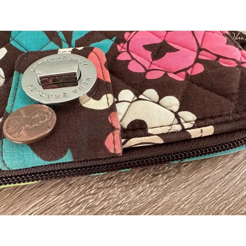 Vera Bradley Lola Turn Lock Wallet Quilted Paisley Retired Pattern Floral Multi - Picture 13 of 15
